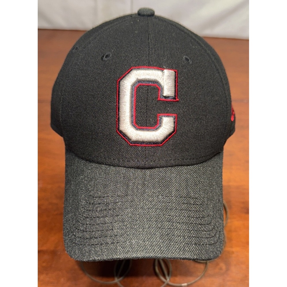 Cleveland Guardians Indians Men Hat Cap Black Strapback New Era 9Fifty MLB